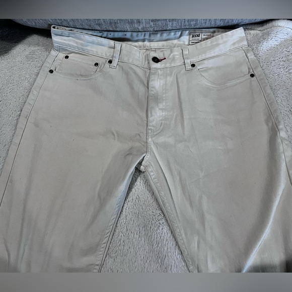 CCS Relaxed Fit Off White Jeans 36" - Picture 2 of 6